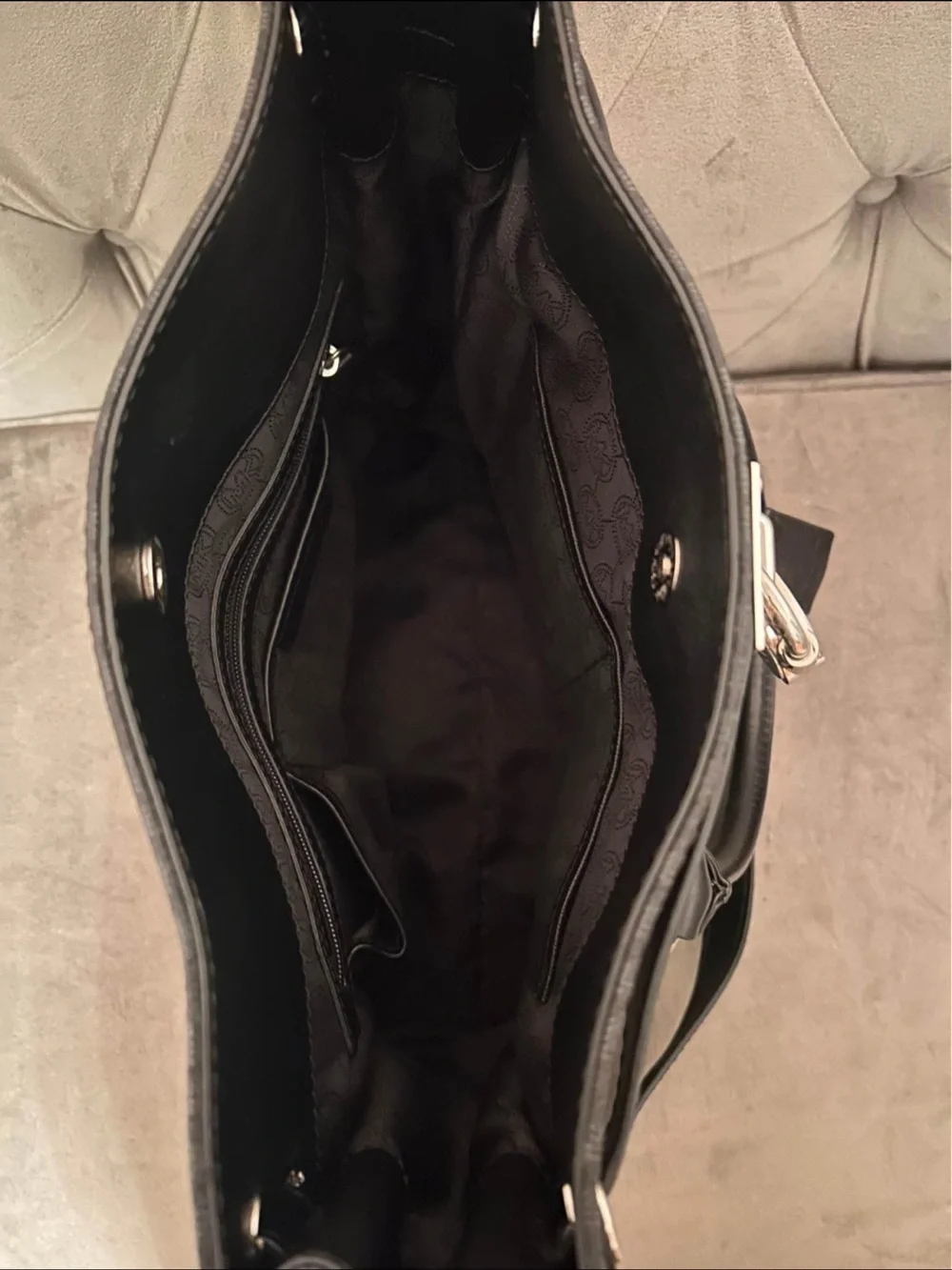 Michael Kors sophisticated michael